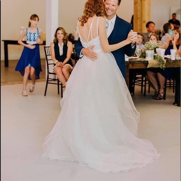 Wedding Gown - Picture 10 of 13